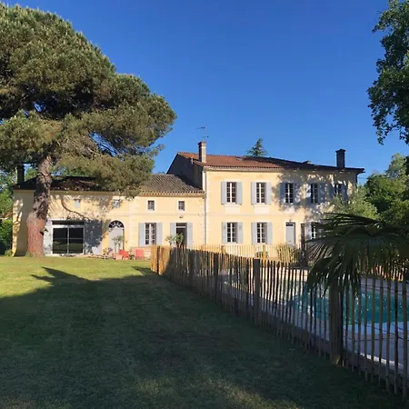 La Taniere, Maison Familiale Avec Piscine, 13 Couchages *